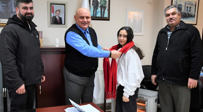 KARATECİ MELİSA BAŞARIDAN BAŞARIYA KOŞUYOR
