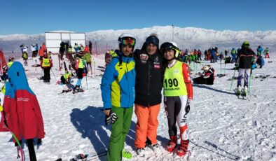 U18 VE U14 KAYAK ŞAMPİYONLARI ŞAMPİYON KAYAK AKADEMİ’DEN