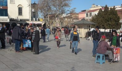 YILIN İLK GÜNÜNDE BAHAR HAVASI YAŞANDI