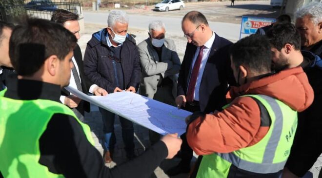 DENİZLİ TARİHİNDEKİ EN BÜYÜK YOL İHALELERİNDEN BİRİNDE ÜSTYAPI ÇALIŞMALARI DEVAM EDİYOR