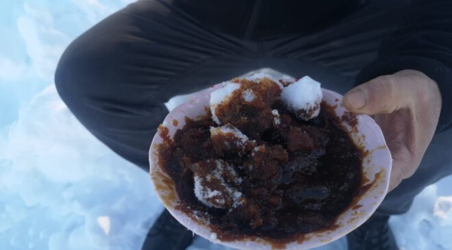 ÇAMELİ’DE 2 BİN RAKIMDA KARLI PEKMEZ KEYFİ