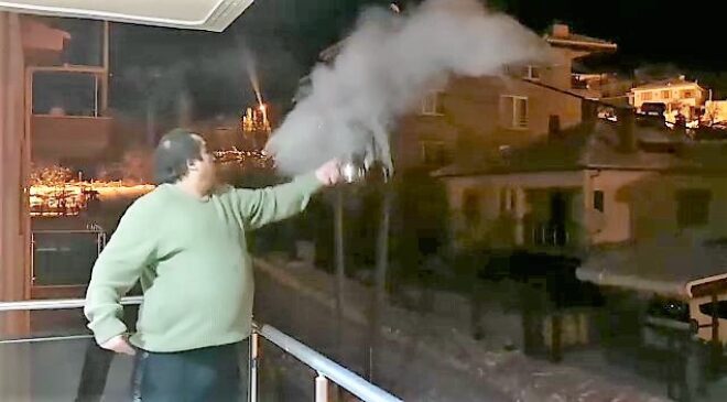 EKSİ 16 DERECEDE SU HAVADA BUZ TUTTU