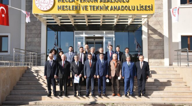 OKUL KORİDORU MUHASEBE SOKAĞI OLDU