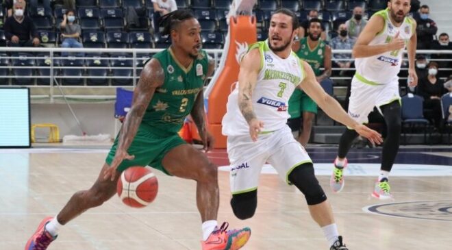 PARKE’DE RAKİP YALOVA