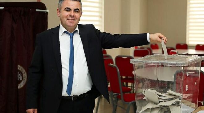 HONAZLI ŞOFÖRLER ODASINDA MEVCUT YÖNETİM GÜVEN TAZELEDİ
