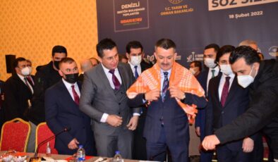 ÜYELERİN İSTEKLERİNİ BAKANA İLETTİLER