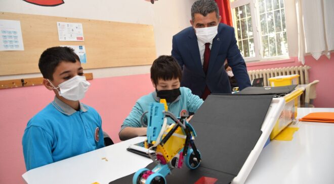 MÜDÜR EKİCİ’DEN TAVAS’A ZİYARET