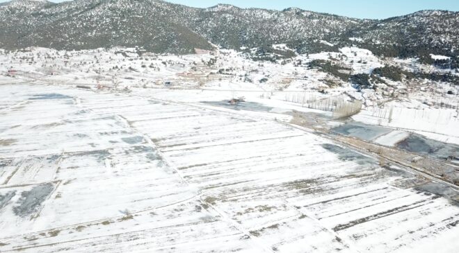 DONAN KARAMAN GÖLÜ HAVADAN GÖRÜNTÜLENDİ