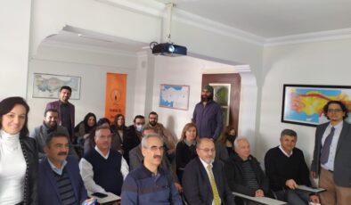 BAŞKAN SEMİZ YENİDEN SEÇİLDİ