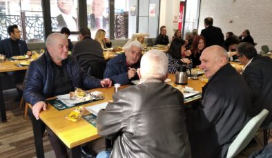 VATAN PARTİSİ KAHVALTIDA BULUŞTU