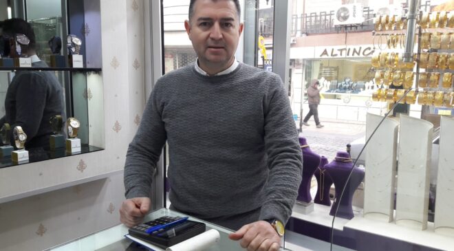 ALTINDA KRİTİK DÖNEM