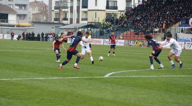 KIZILCABÖLÜKSPOR BERABERLİĞİ 90+2’DE KAÇIRDI