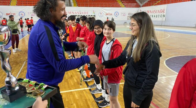 ACIPAYAM HOKEY TAKIMI 1. LİGDE MÜCADELE EDECEK