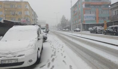 DENİZLİ’DE MART AYINDA EĞİTİME KAR ENGELİ