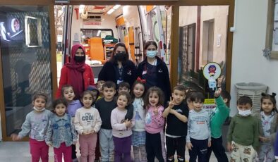 ANAOKULU ÖĞRENCİLERİNE AMBULANS EĞİTİMİ