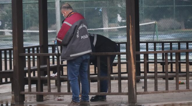 GENÇLERİN KAMELYADAKİ KAVGASINDA KAN AKTI