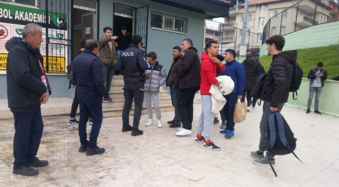 HIRSIZ SPORCULARIN ÖZEL EŞYALARINI ÇALDI