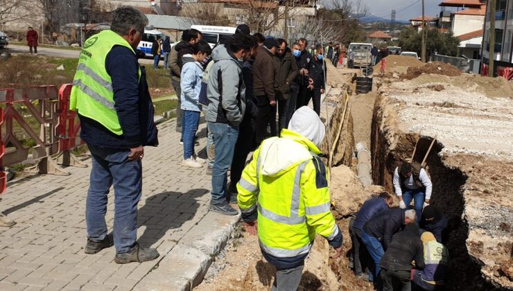 GÖÇÜĞÜN ALTINDA KALAN İŞÇİ HAYATINI KAYBETTİ