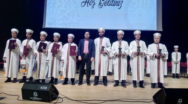 19 HAFIZ TÖRENLE BELGELERİNİ ALDI