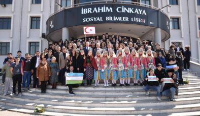 GELENEKLER NEVRUZ BAYRAMINDA ANLATILDI