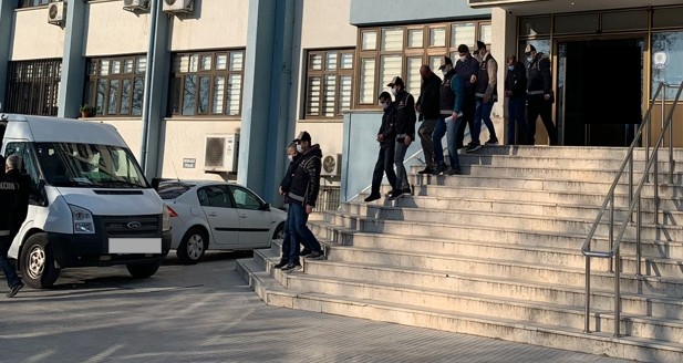 YÜZLERCE TRAKTÖRÜN ÜRETİM TARİHLERİ DEĞİŞTİRİLEREK SATILDI