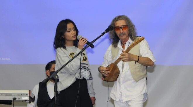 DENİZLİ’NİN MODERN HALK OZANI HURŞİT TÜRKAY