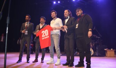 EKİN UZUNLAR MERKEZEFENDİSPOR İÇİN SÖYLEDİ