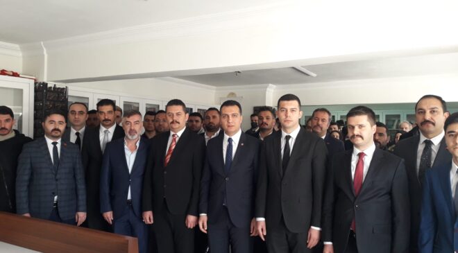 “DENİZLİ GENÇLİĞİ SANA MİNNETTARDIR”