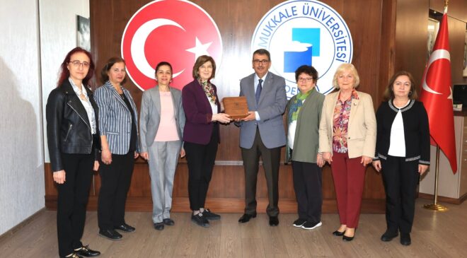 PROJELERİNİ REKTÖR KUTLUHAN’A ANLATTILAR