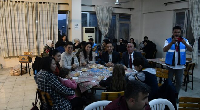 BULDANLILAR, BELEDİYENİN İFTARINDA BULUŞTU