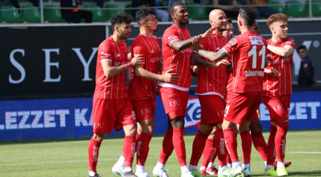 ANTALYASPOR’DA HAJİ WRİGHT, PERFORMANSIYLA GÖZ DOLDURUYOR