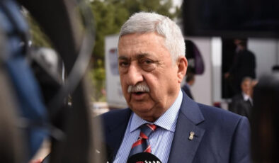 “ZİNCİRLER PİYASA FİYATLARIYLA HAMUR GİBİ OYNUYOR”