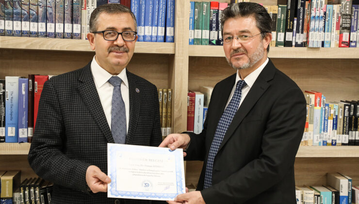 PAÜ’DE HAKİKAT VE KÜTÜPHANELER KONUŞULDU