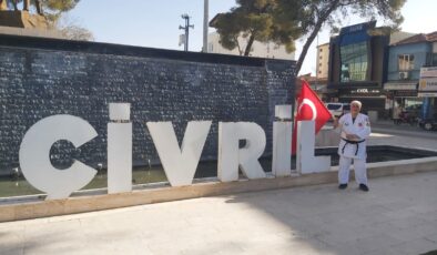 65 YAŞINDAKİ JUDOCU, CABAR’DA ŞEHİT EDİLEN 83 KİŞİ İÇİN YÜRÜDÜ