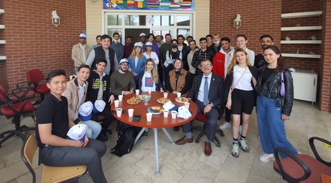 Rektör Yardımcısı Kısaç, PADAM öğrencileri ile bir araya geldi