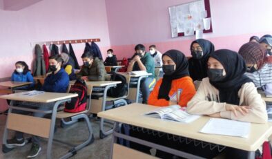 ERASMUS’A KABUL EDİLEN TEK İHL OLDU