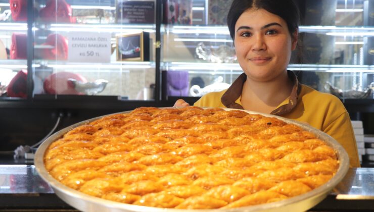 TATLICILARDA BAYRAM İÇİN TATLI TELAŞ BAŞLADI