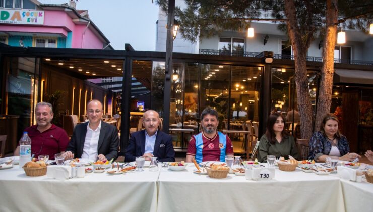 KARADENİZLİLER DERNEĞİ’NDEN ŞAMPİYONLUK KUTLAMASI