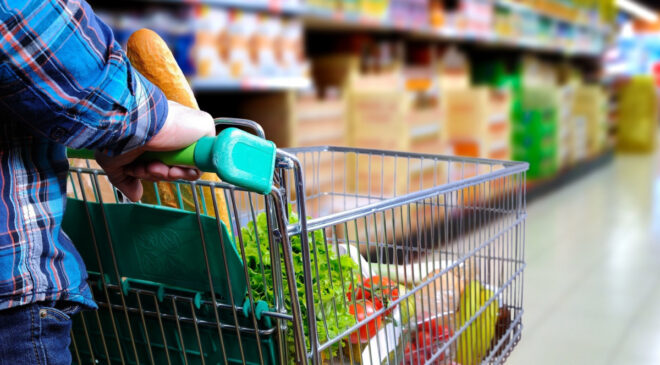 PERAKENDE SATIŞ HACMİ YILLIK YÜZDE 2,5 ARTTI