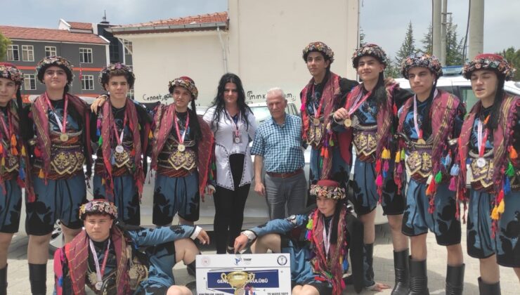 HÜRRİYET ORTAOKULU DENİZLİ’Yİ TEMSİL EDECEK