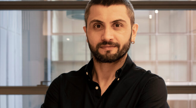NİHAT TÜNEY: ‘YAZ SICAKLARI SAÇ EKİMİNE ENGEL DEĞİL’