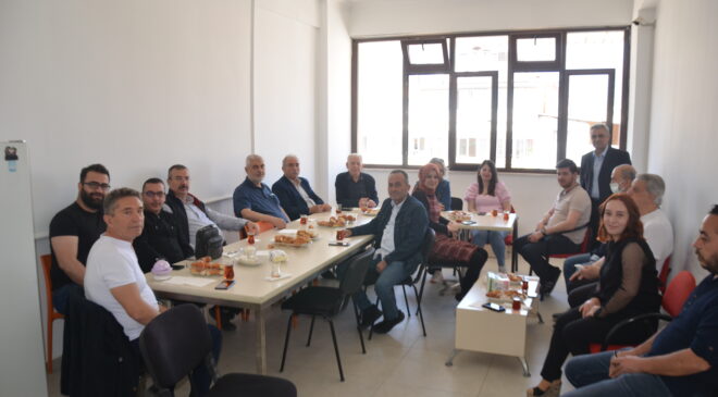 EGE ÇARŞISI ESNAFLARI HOROZ MEDYA’DA BULUŞTU