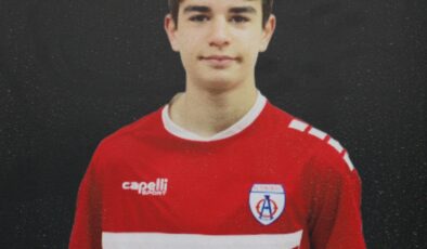 14 YAŞINDAKİ MUSTAFA, HOLLANDA MAÇI İÇİN MİLLİ TAKIMA DAVET EDİLDİ