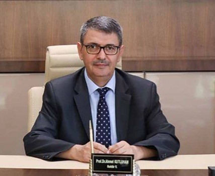 REKTÖR KUTLUHAN ÜNİVERSİTE-SANAYİ İŞBİRLİĞİ HEDEFLERİNİ ANLATTI