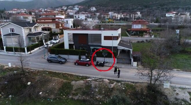 MAHALLENİN TEK POTASINI SANİYELER İÇİNDE PARÇALAYIP BÖYLE ÇALDI