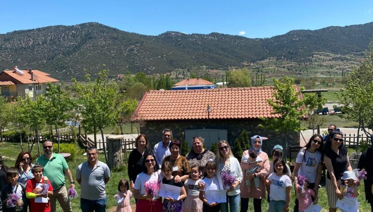 ÇAMELI BELEDIYESI ANNELERI BIR ARAYA GETIRDI