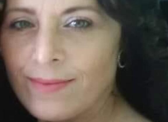 EVLİ 2 ÇOCUK ANNESİ KADIN BANYODA ÖLÜ BULUNDU