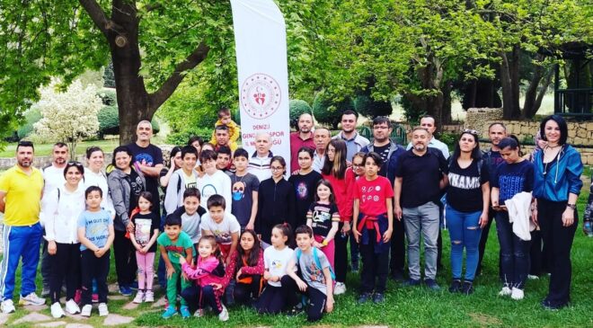 DENİZLİ’DE ÇOCUKLARA KÜÇÜK YAŞTA SPOR ALIŞKANLIĞI KAZANDIRILIYOR