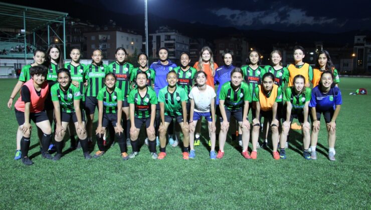 ŞAMPİYON HOROZKENTSPOR, FRANSA YOLCUSU