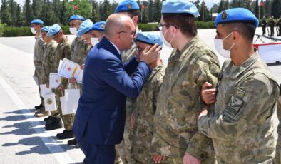 ENGELLİ BİREYLER 1 GÜNLÜĞÜNE DE OLSA ASKER OLMA SEVİNCİ YAŞADI